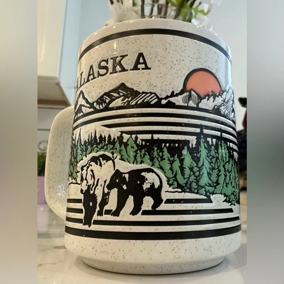 Alaska travel souvenir coffee mug cup stoneware mountains scenery scape sun bear - Picture 5 of 5